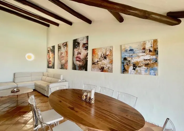 Sulla Promenade Du Port Holiday home *