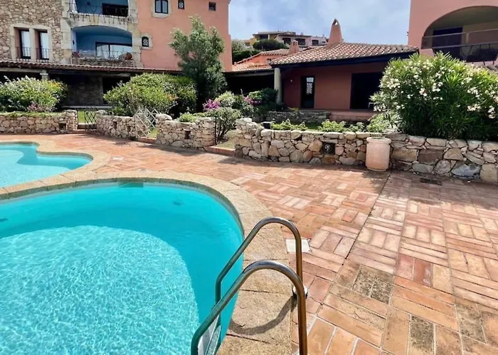 Sulla Promenade Du Port Holiday home *